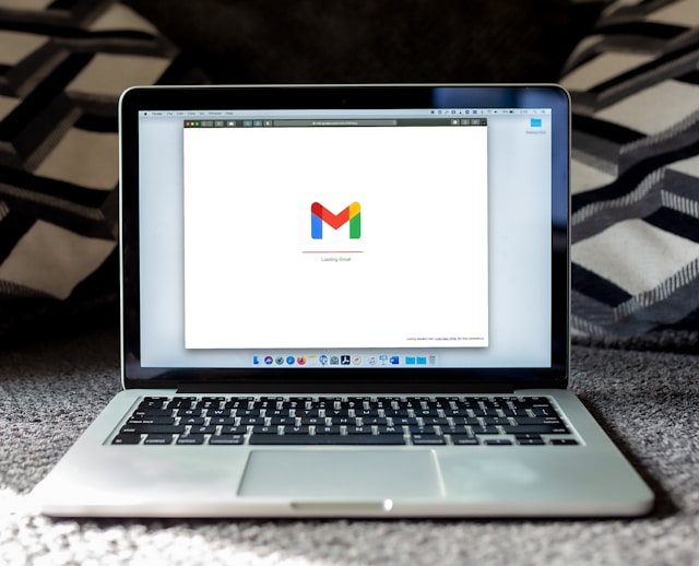 Top 6 Email Tracker Alternatives (Free & Paid)